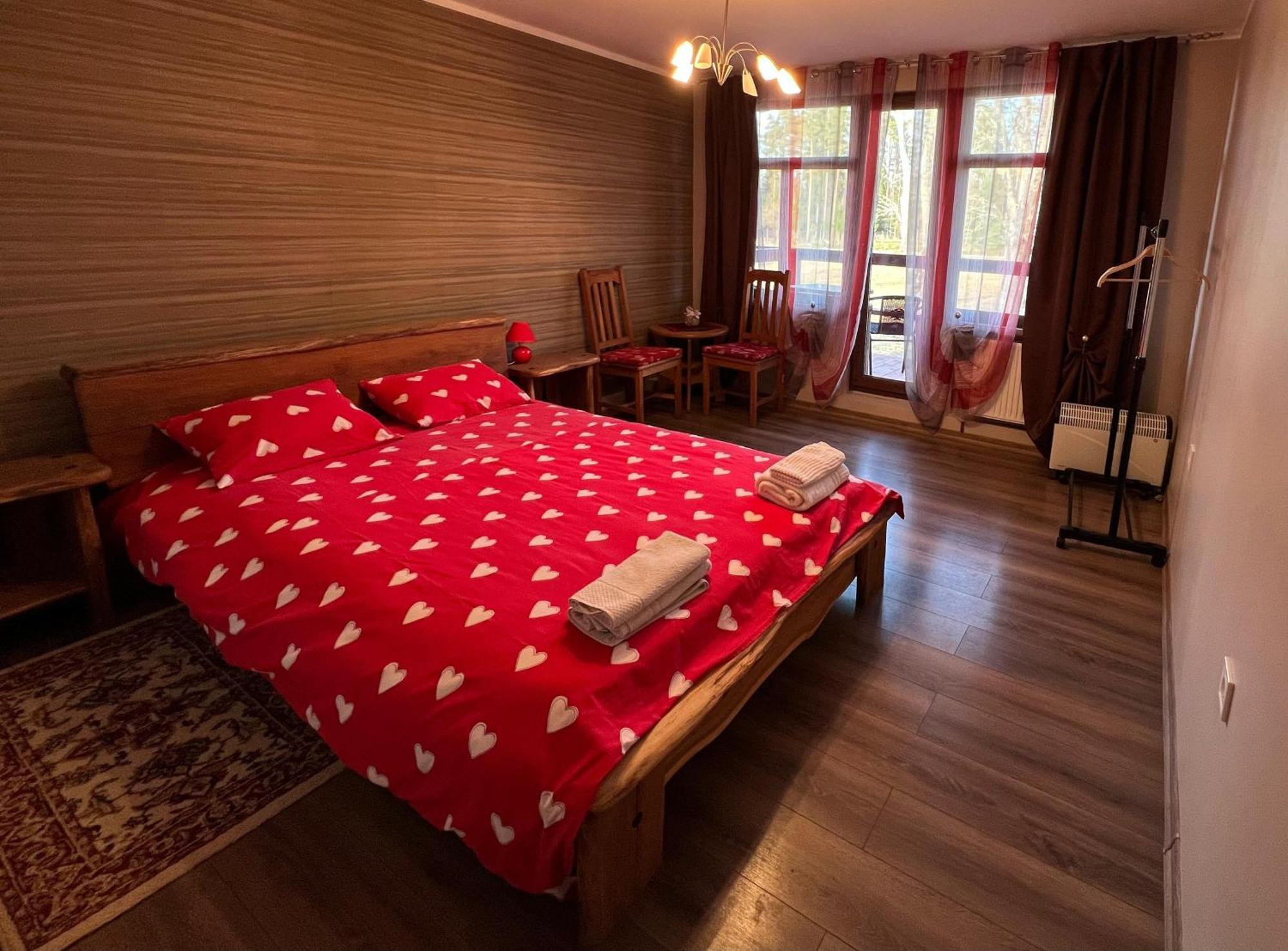 Hotel Pilskalni à Ivande Chambre photo