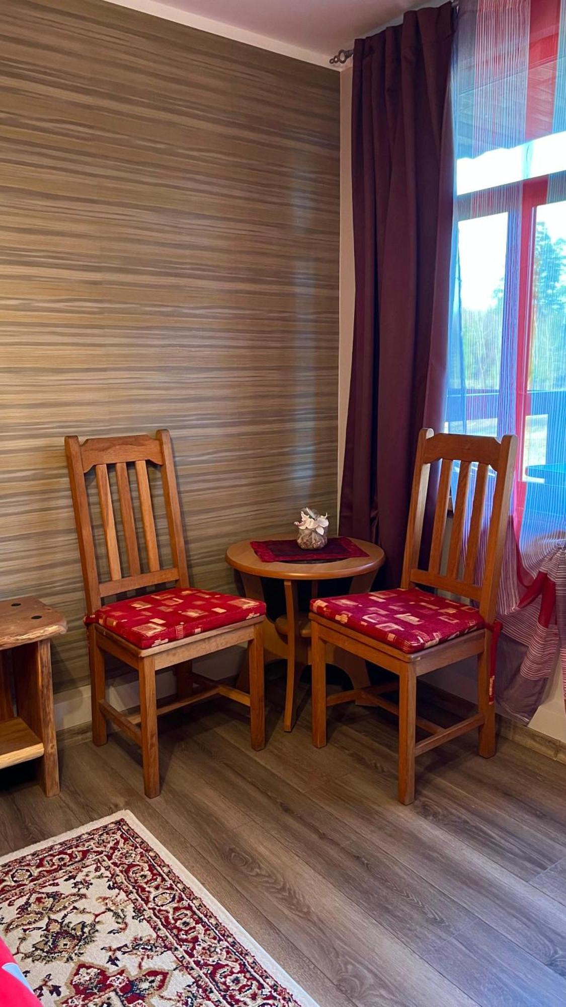 Hotel Pilskalni à Ivande Chambre photo