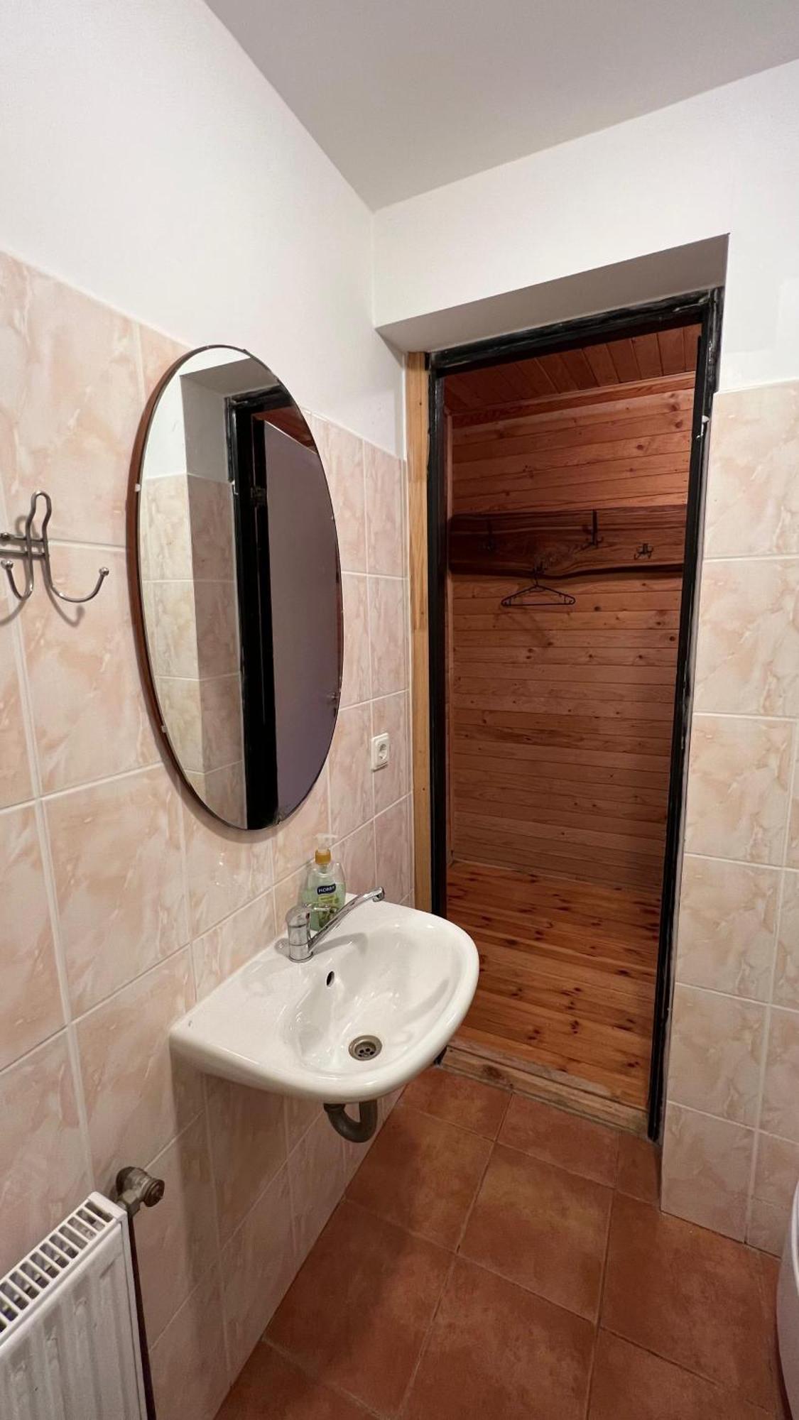 Hotel Pilskalni à Ivande Chambre photo